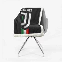 Passionate Italian Football Club Juventus Logo Sherpa Fleece Blanket 2