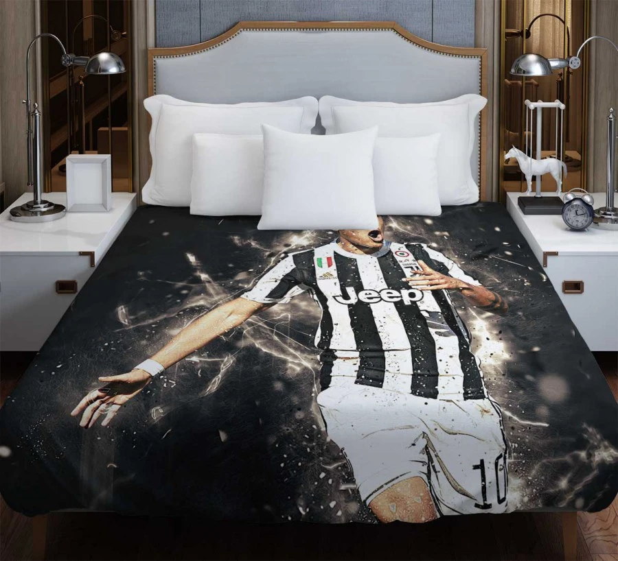 Paulo Dybala fastidious Soccer Player Duvet Cover