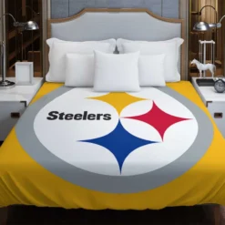 Pittsburgh Steelers Exciting NFL Club Duvet Cover