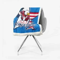 Popular American Hockey Team Washington Capitals Sherpa Fleece Blanket 2