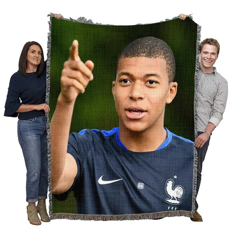 Popular Football Player Kylian Mbappe Woven Blanket