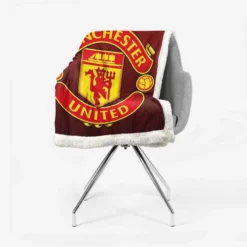 Powerful English Football Club Manchester United Logo Sherpa Fleece Blanket 2