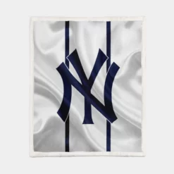 Powerful MLB Baseball Team New York Yankees Sherpa Fleece Blanket 1