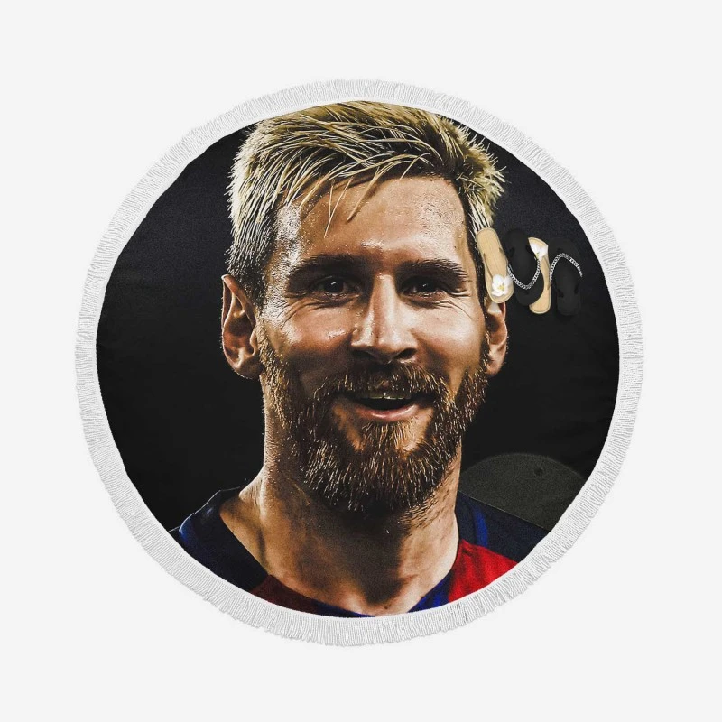 Powerful Soccer Player Lionel Messi Round Beach Towel