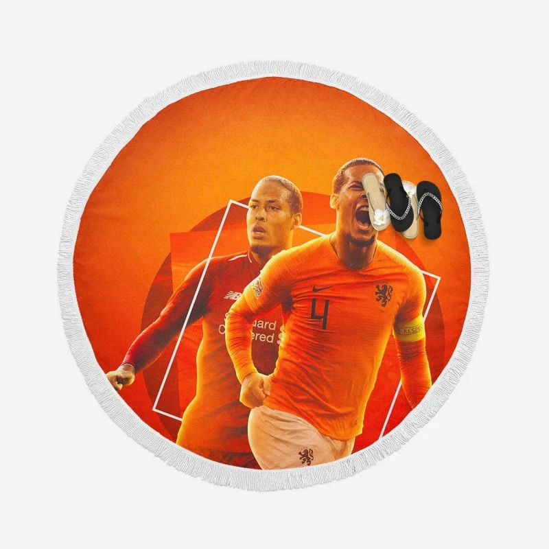 Professional Dutch Footballer Virgil van Dijk Round Beach Towel