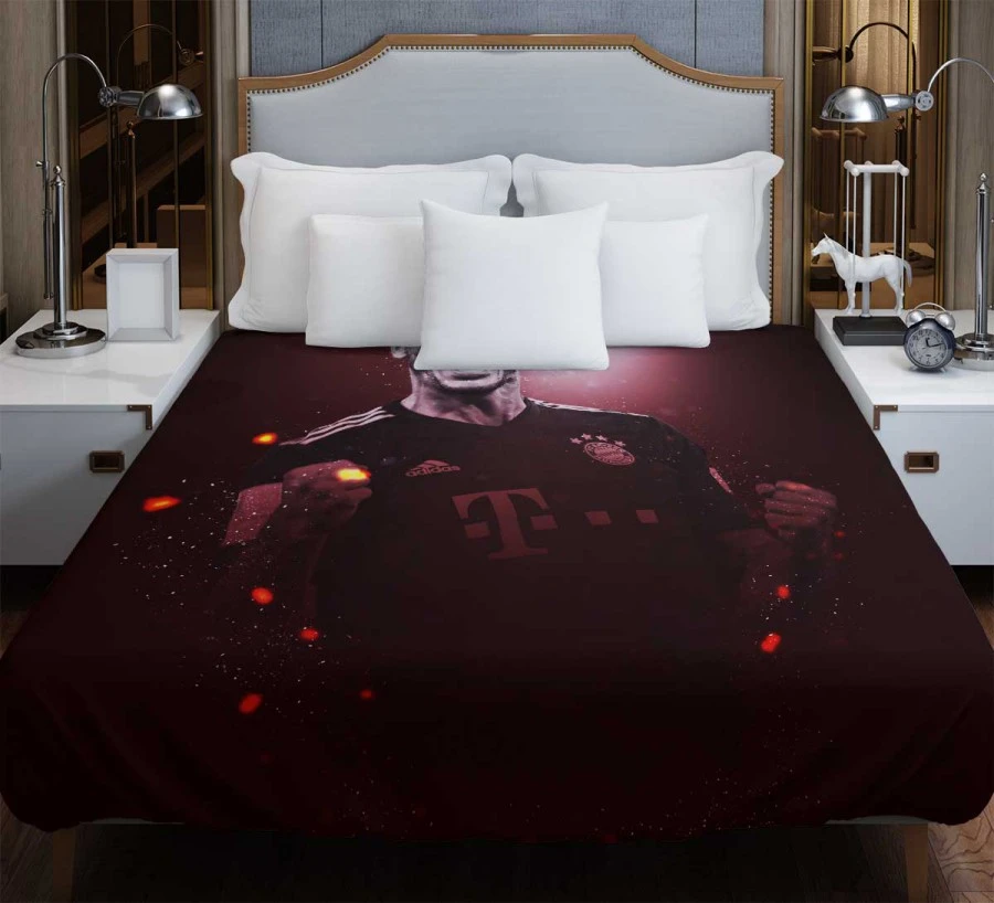 Robert Lewandowski Graceful Football Player Duvet Cover