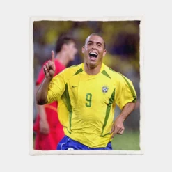 Ronaldo Nazario Brazilian Footballer Sherpa Fleece Blanket 1