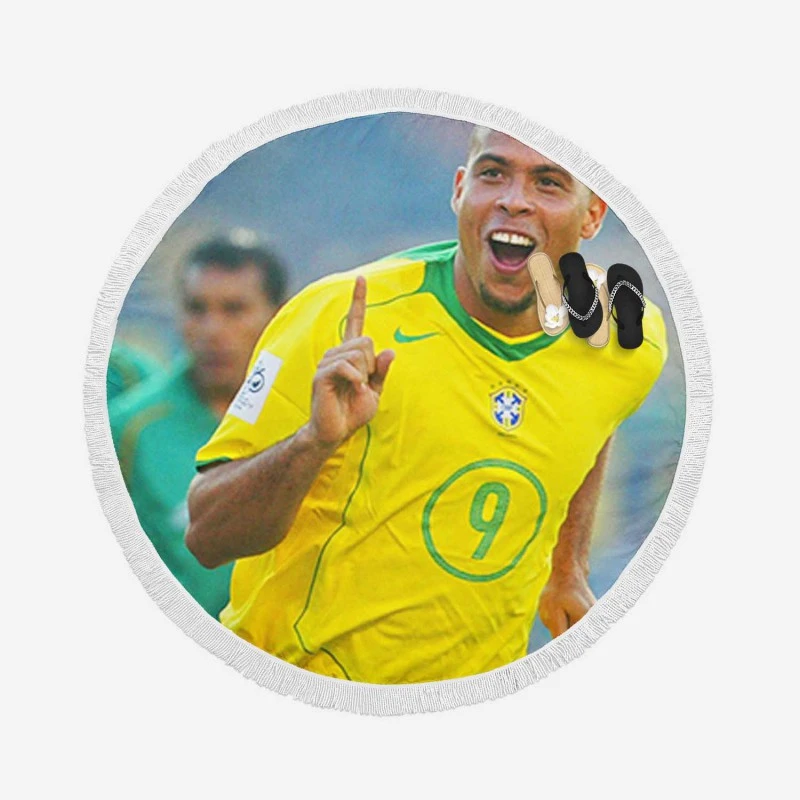 Ronaldo Nazario Real Madrid Round Beach Towel