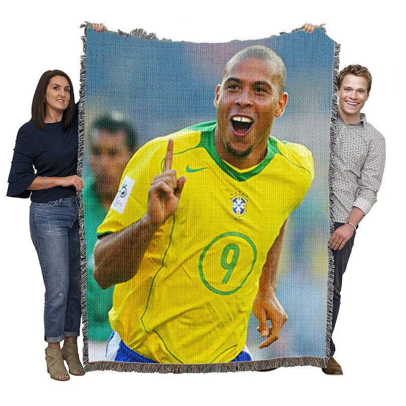 Ronaldo Nazario Real Madrid Woven Blanket