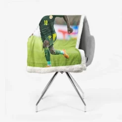 Sadio Mane encouraging Football Sherpa Fleece Blanket 2