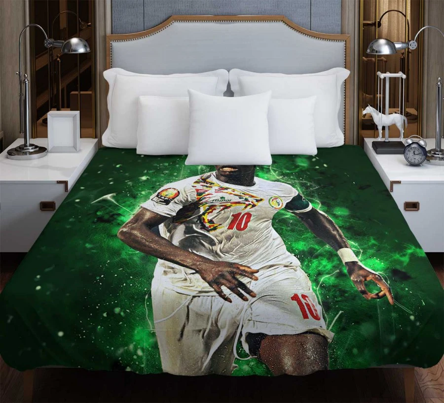 Sadio Mane fast Football Duvet Cover