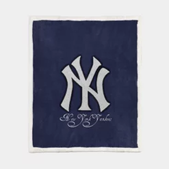 Sensational American MLB Club Yankees Sherpa Fleece Blanket 1