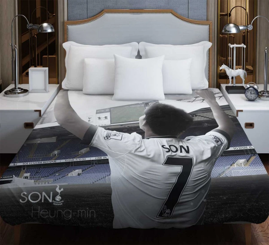 Son Heung Min Popular Football Player Duvet Cover