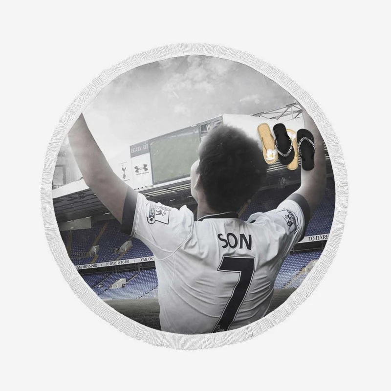 Son Heung Min Popular Football Player Round Beach Towel