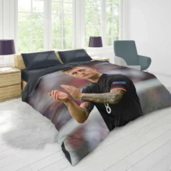 Sportive Football Player Toni Kroos Duvet Cover 1