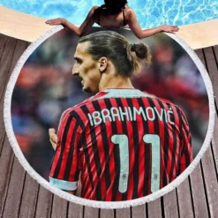 Sportive Footballer Zlatan Ibrahimovic Round Beach Towel 1