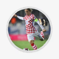 Strong Soccer Player Luka Modric Round Beach Towel