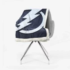 Tampa Bay Lightning NHL Hockey Club Logo Sherpa Fleece Blanket 2