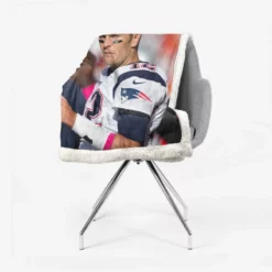 Tom Brady Thumbs Up NFL New England Patriots Sherpa Fleece Blanket 2