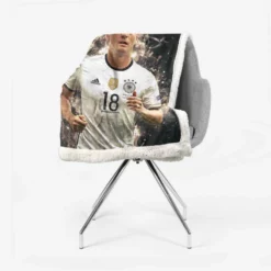 Toni Kroos Awarded Germany Sports Player Sherpa Fleece Blanket 2