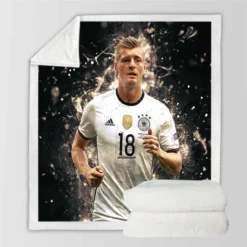 Toni Kroos Awarded Germany Sports Player Sherpa Fleece Blanket