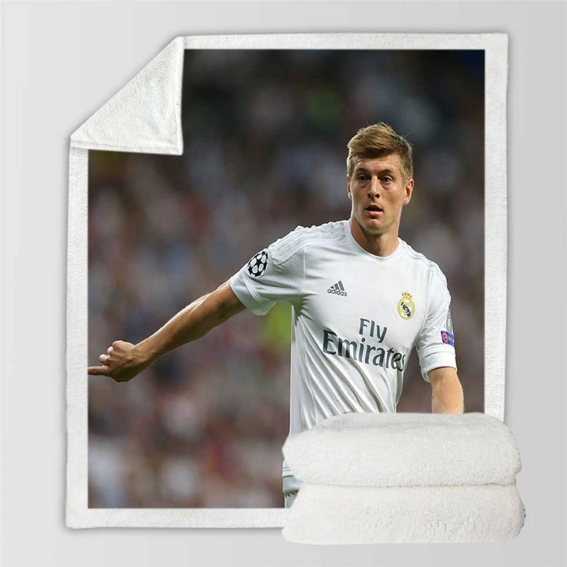 Toni Kroos Copa de la Liga Footballer Sherpa Fleece Blanket