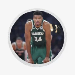 Top Ranked NBA Player Giannis Antetokounmpo Round Beach Towel