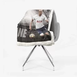 Tottenham English Player Harry Kane Sherpa Fleece Blanket 2