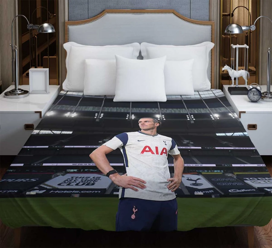 Tottenham Hotspur F C Soccer Player Gareth Bale Duvet Cover