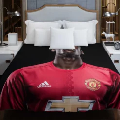 Vivacious United Football Player Paul Pogba Duvet Cover