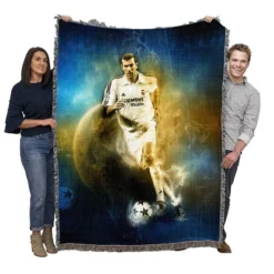 Zinedine Zidane Focused Madrid Footballer Woven Blanket