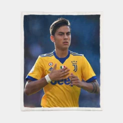 enduring Juve Football Player Paulo Dybala Sherpa Fleece Blanket 1